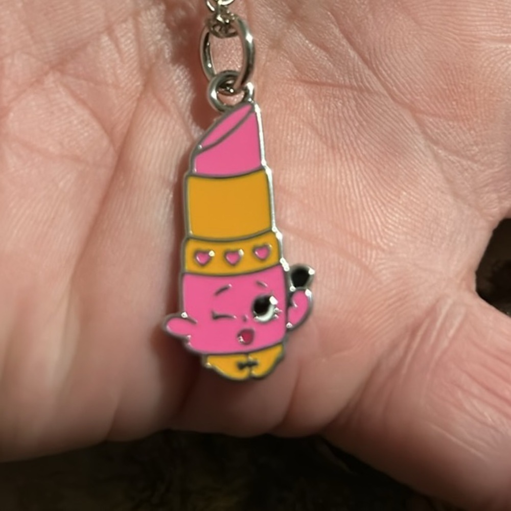 Shopkins Lippy‎ LIPS Pink Necklace 18" Silver Tone
Over Brass Necklace NEW GIFT - Picture 3 of 8